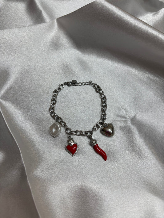 Bracciale portafortuna "cuore d'acciaio"